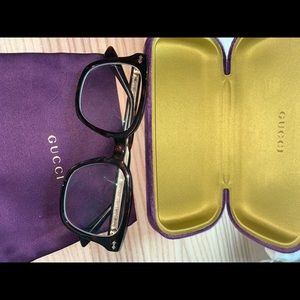 Gucci rectangular eyeglasses